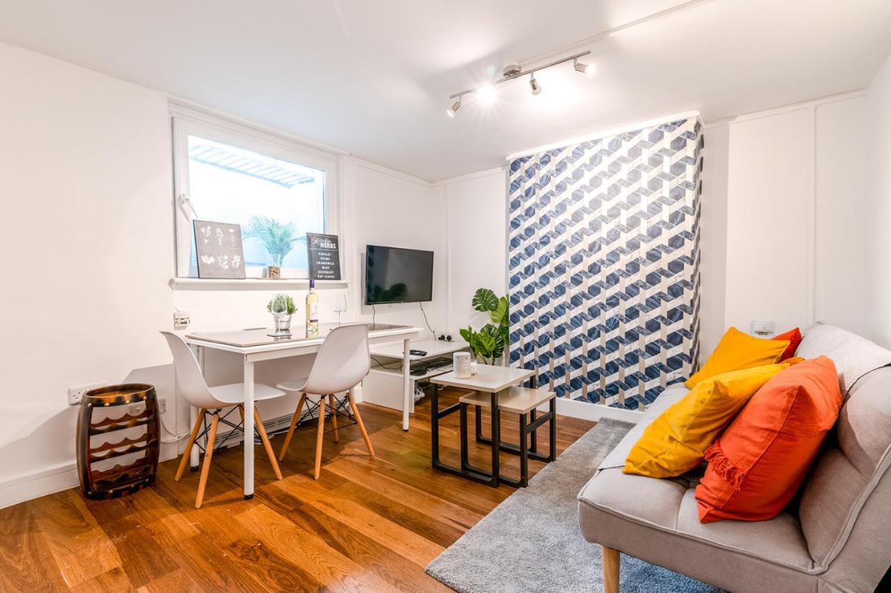 Modern One Bedroom Apartments In ברייטון מראה חיצוני תמונה