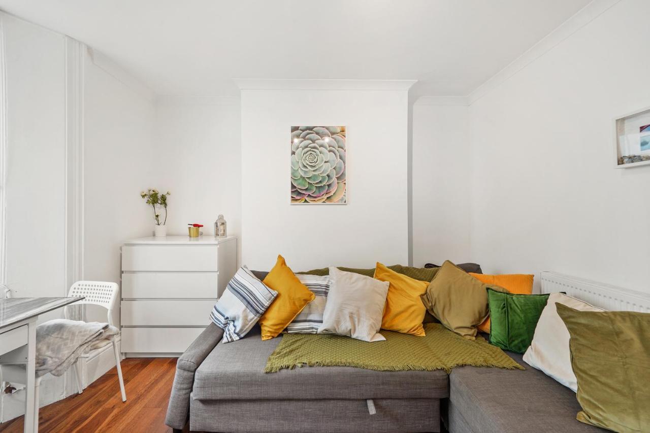 Modern One Bedroom Apartments In ברייטון מראה חיצוני תמונה