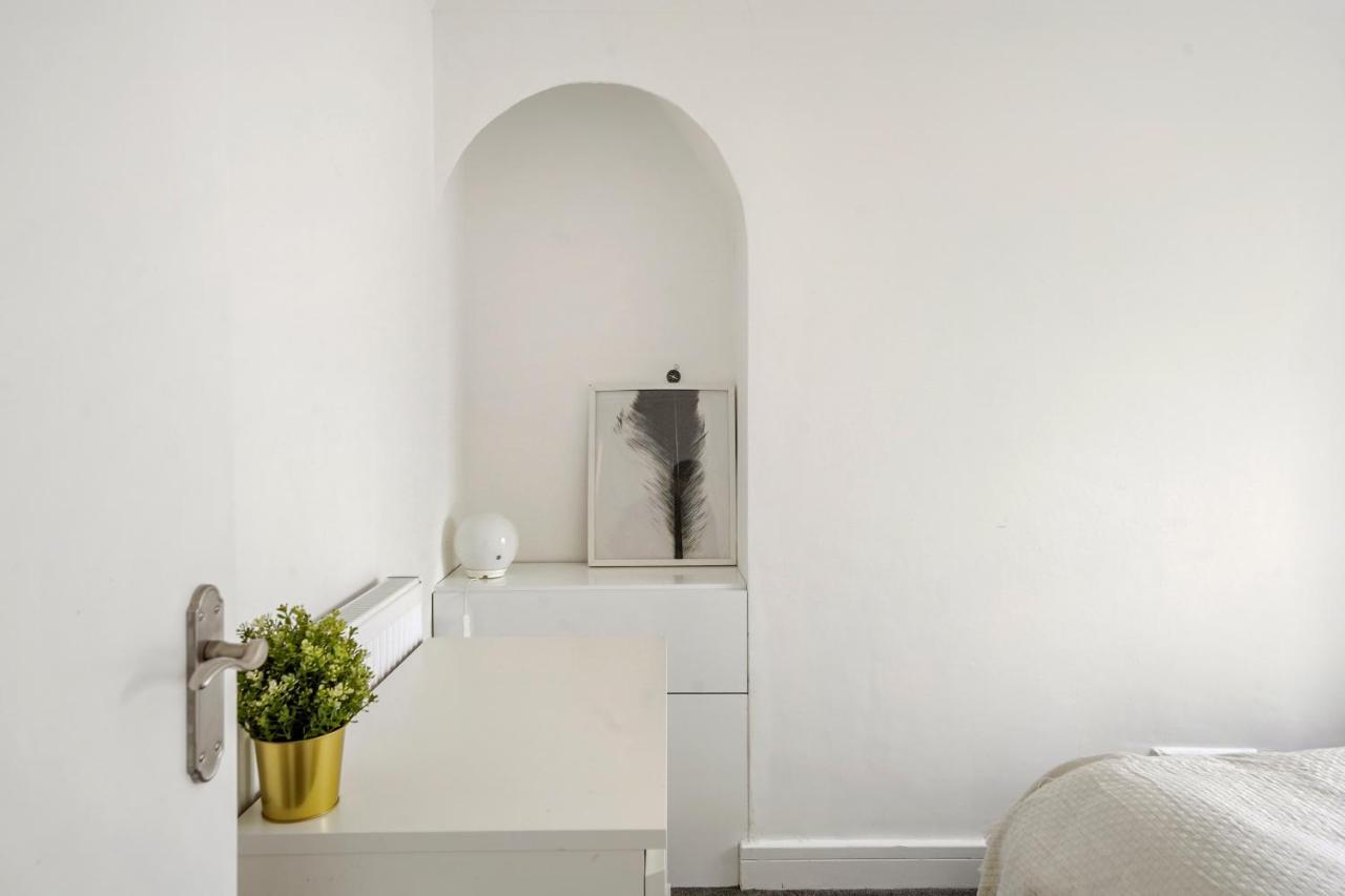 Modern One Bedroom Apartments In ברייטון מראה חיצוני תמונה