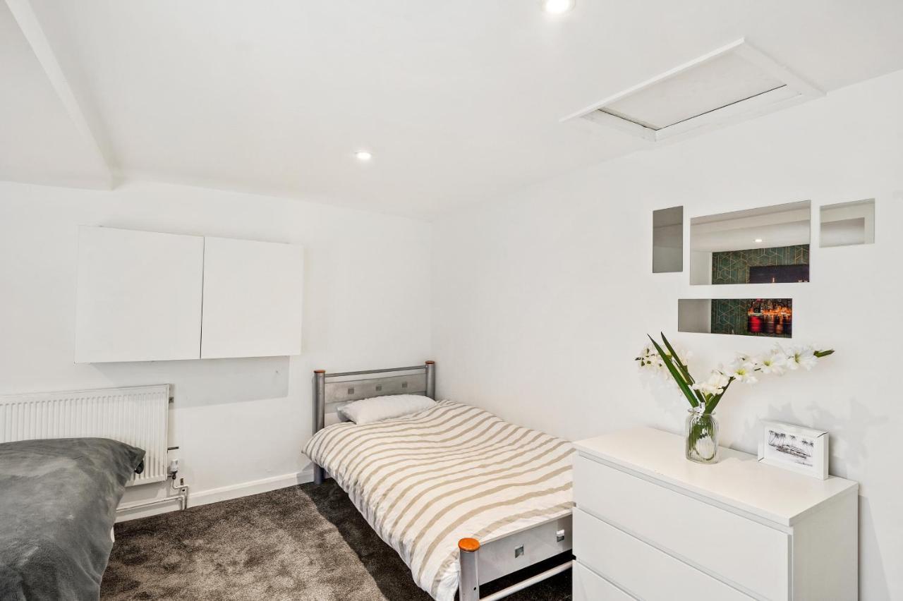 Modern One Bedroom Apartments In ברייטון מראה חיצוני תמונה