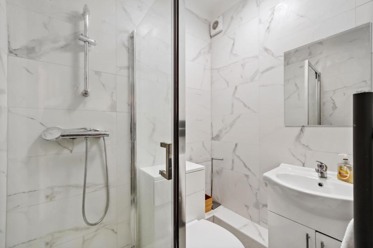 Modern One Bedroom Apartments In ברייטון מראה חיצוני תמונה
